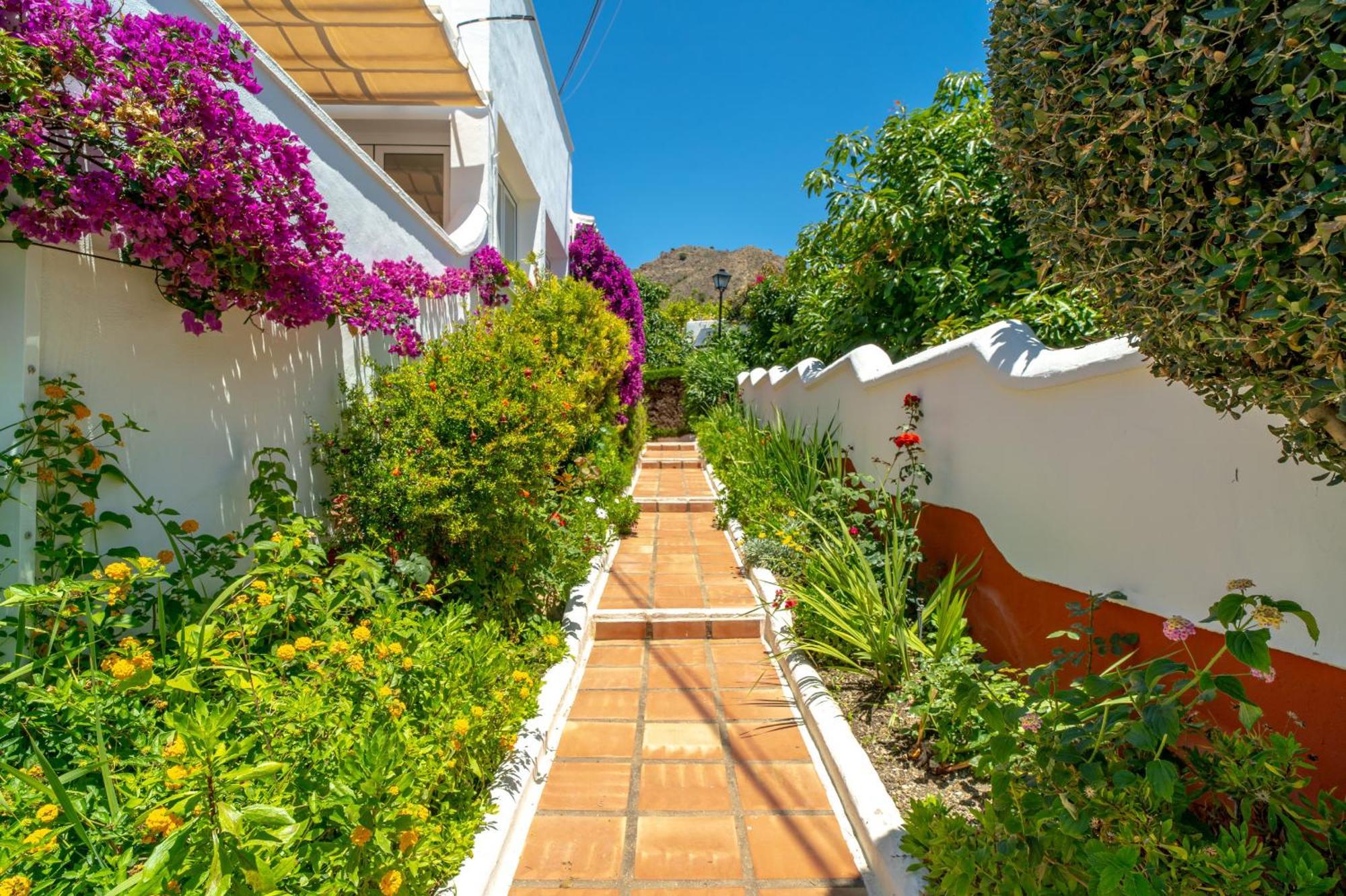 Los Aguacates Bellavista Casasol Nerja Exterior photo